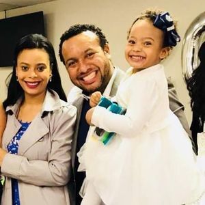 Meet your Posher, Larissa